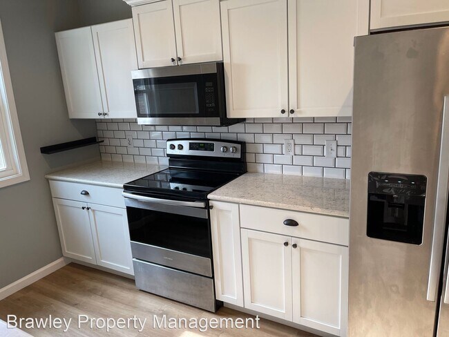 Foto del edificio - 4 br, 2.5 bath House - 7215 W Mustang Dr