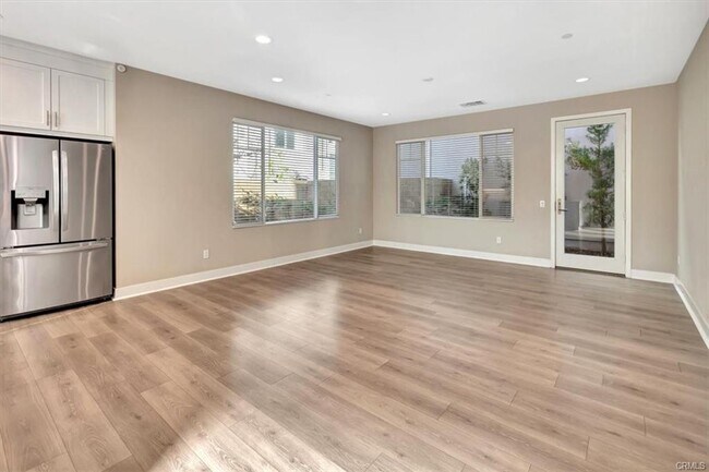 Foto del edificio - 165 Tenor