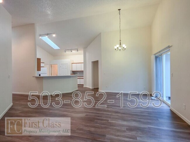 Foto del edificio - 13250 SW Menlor Ln