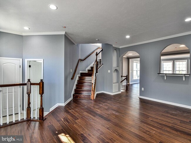 Building Photo - 1700 Spanish Oak Ln