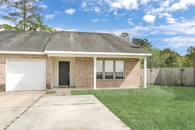 Building Photo - 1004 Clairise Ct