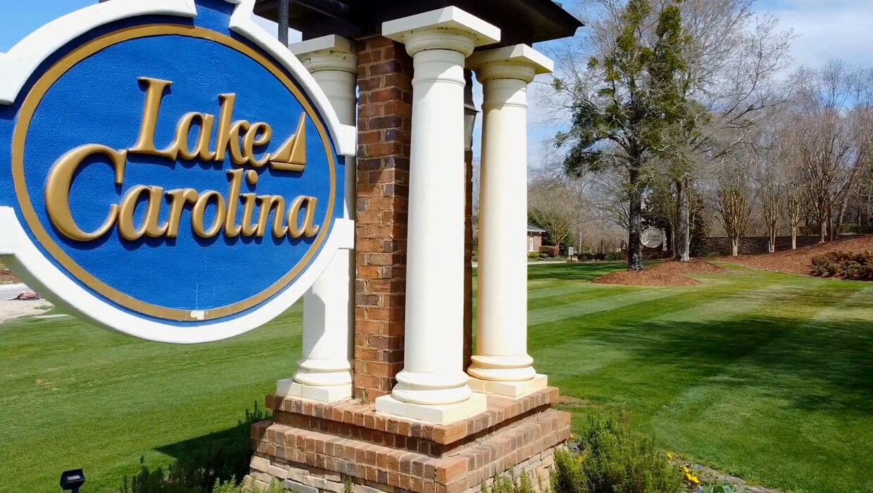 Foto principal - 312 Long Pointe Ln