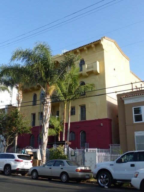 Foto del edificio - 2856 Francis Ave