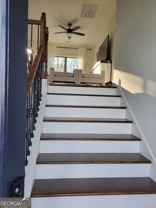 Building Photo - 363 Bayside Ln