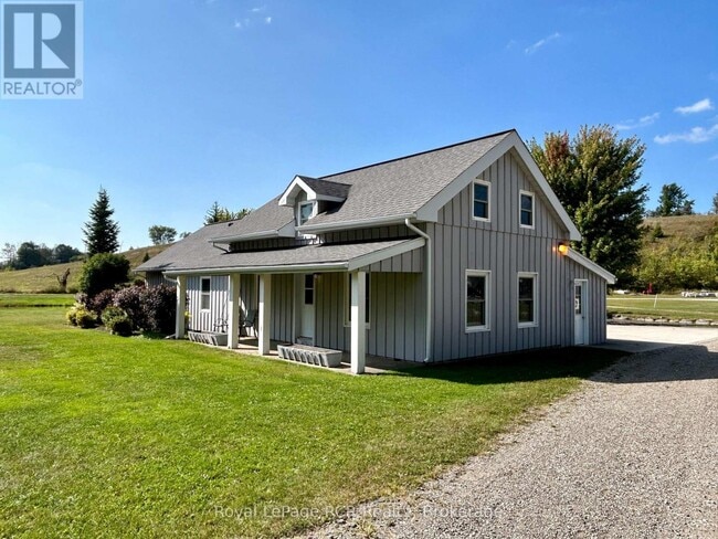 Building Photo - 324097 The Glen Rd
