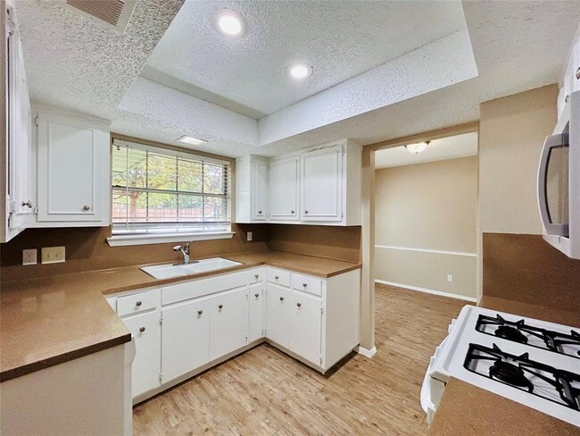 Foto del edificio - 1508 Thornridge Rd