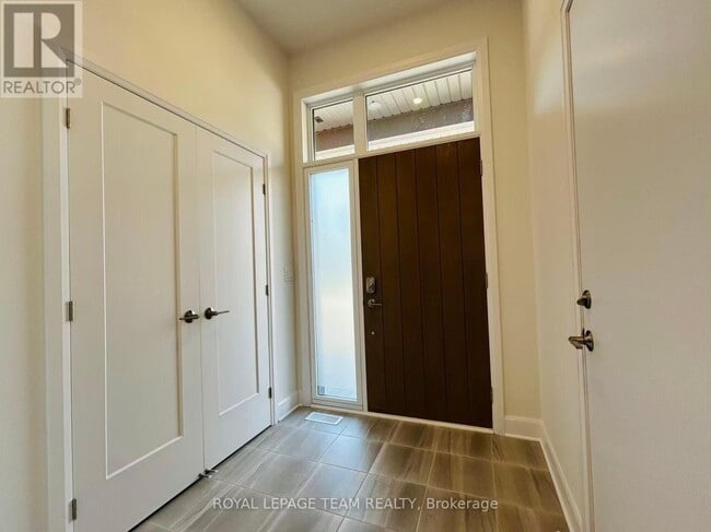 Building Photo - 1302 Whitlow Grass Wy