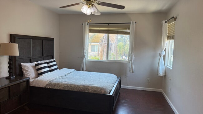 Building Photo - 13885 Camp Rock St