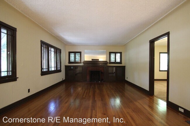 Building Photo - 3 br, 2 bath House - 1212 Stratford