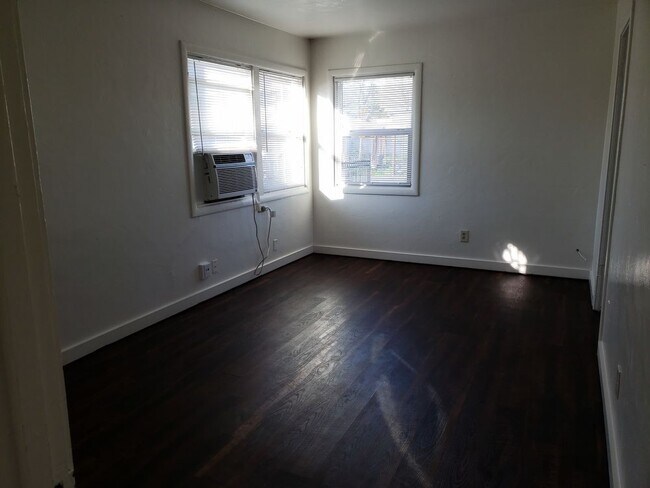 Foto del edificio - 4051 21st Street