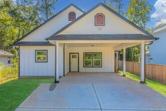 Building Photo - 15591 Arrowhead Loop W