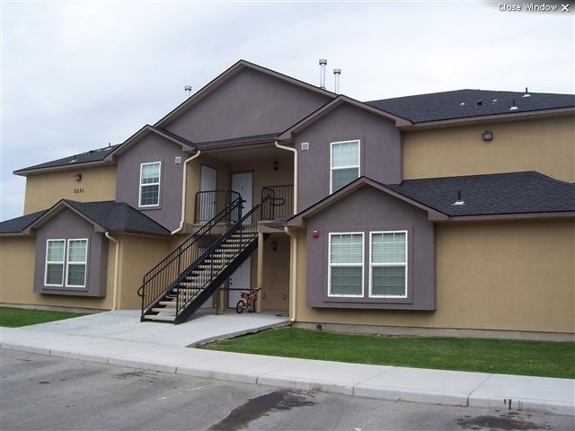 Foto del edificio - 1031 W Pine Ave