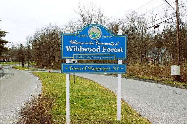 Foto del edificio - 5 Wildwood Dr