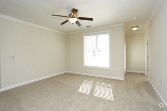 Interior Photo - Dilworth
