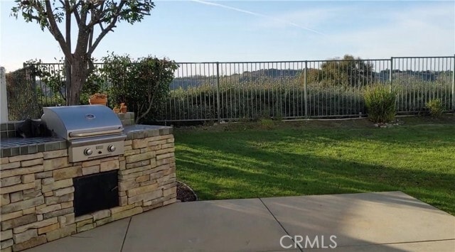 Foto del edificio - 31 Ledgewood Dr