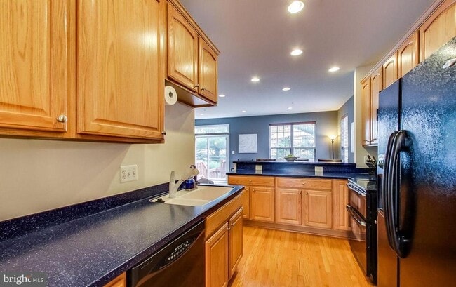 Building Photo - 3928 Bryant Park Cir