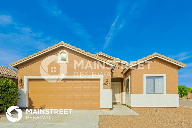 Building Photo - 6606 S 10th Dr