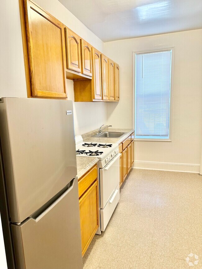 Pet Friendly Apartments for Rent under 2,000 in Long Island City NY