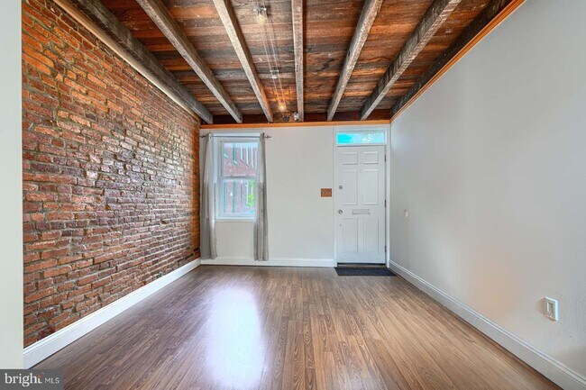 Foto del edificio - 1026 Patapsco St