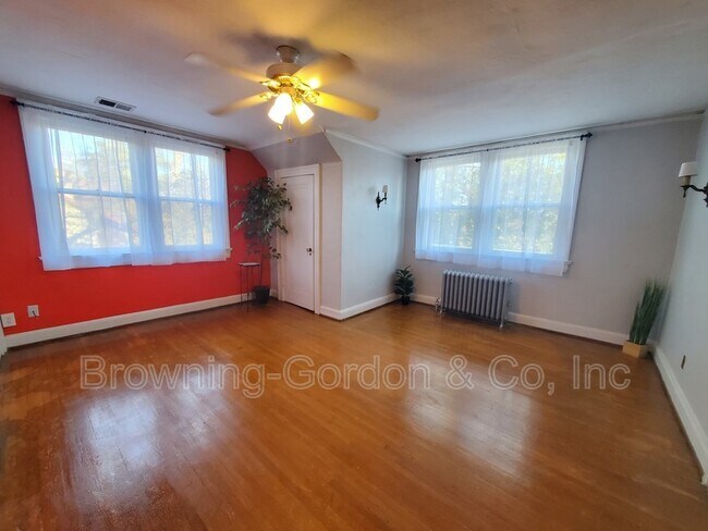 Building Photo - 2903 Belmont Blvd
