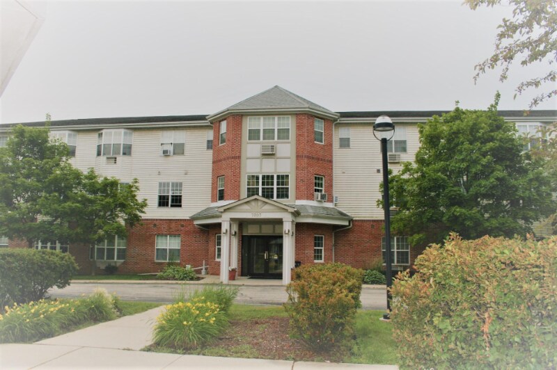 7307 N Port Washington Rd, Glendale, WI 53217 Condo for Rent in