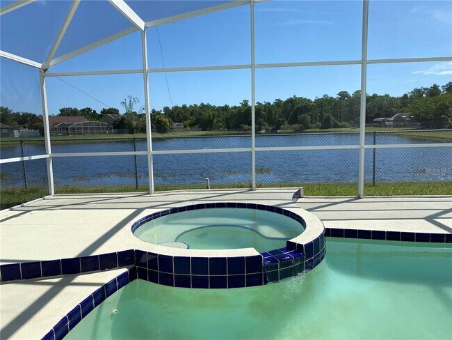 Foto del edificio - 14541 Huntingfield Dr