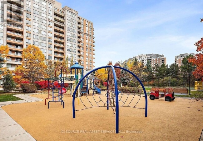 Building Photo - 9 Northern Heights Dr