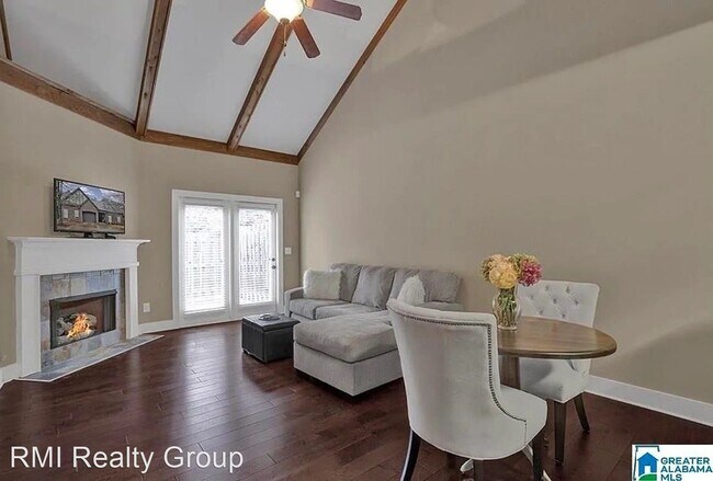 Building Photo - 2 br, 2 bath House - 147 Singapore Circle