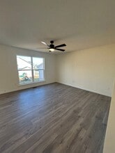 Building Photo - 518 Westhaven Mnr Dr