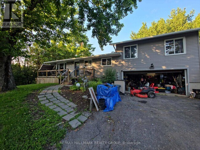 Building Photo - 244 Kedey St