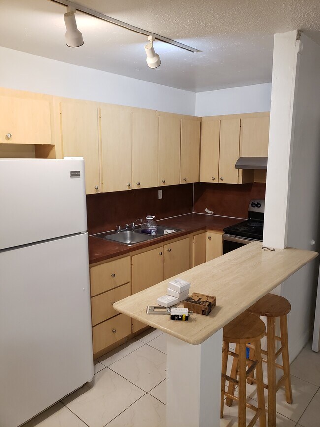 Foto del edificio - 1525 NW 19th Ter