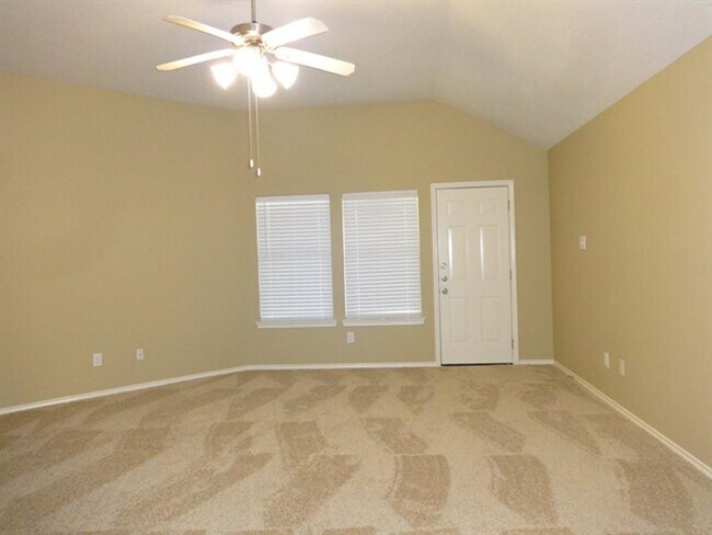 Foto del edificio - 21515 Rose Mill Dr