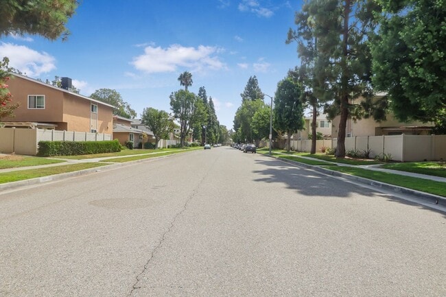 Building Photo - 13440 1/2 Village Drive