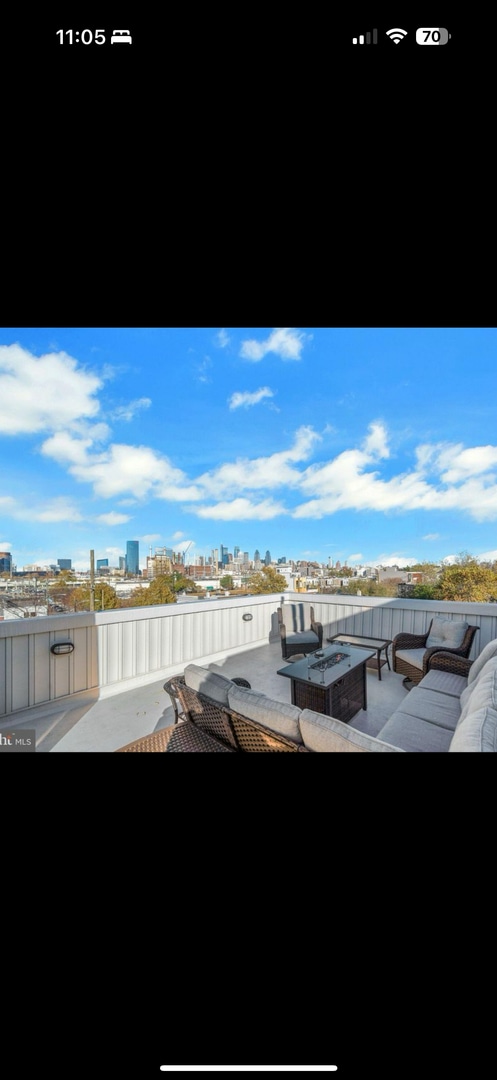 Building Photo - New construction with ALL the amenities