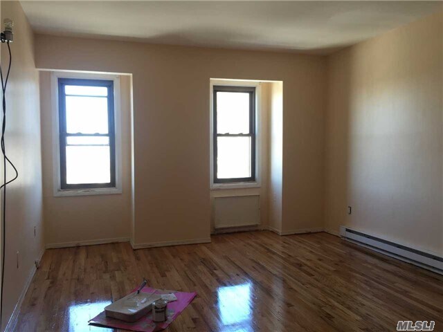 Building Photo - 17-32-32 215th St