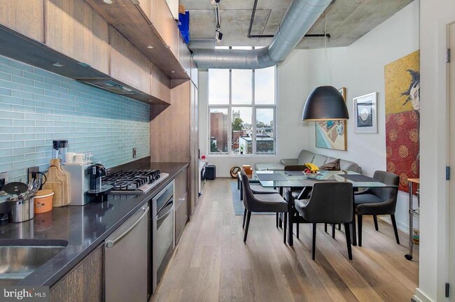 Building Photo - 1515 15th St NW
