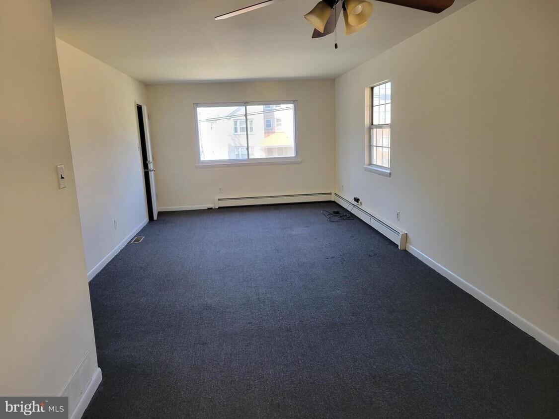 3798 Woodland Ave Unit F, Drexel Hill, PA 19026 Apartment for Rent in Drexel Hill, PA