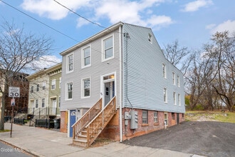 Building Photo - 69 2nd St
