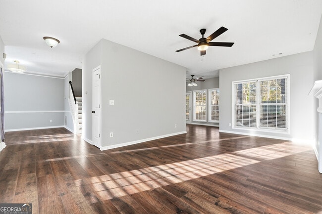 Foto del edificio - 760 Jackson Bank Pl NW