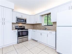 Building Photo - 16243 Saddle Club Rd