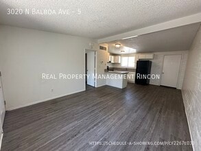 Building Photo - 3020 N Balboa Ave
