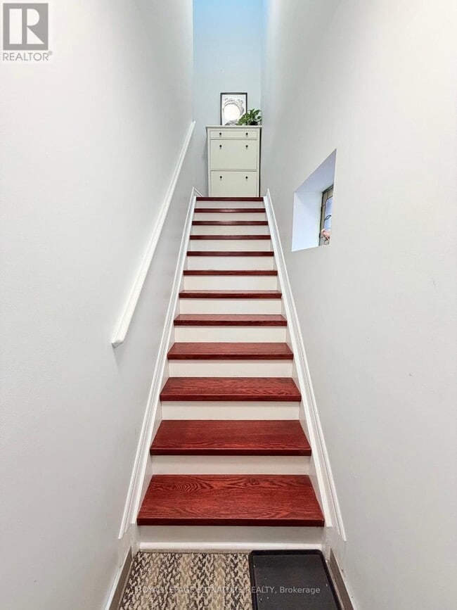 Building Photo - 490 Windermere Ave