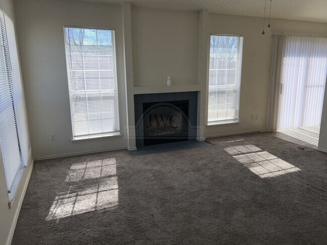 Foto del edificio - 2305 Purser Dr