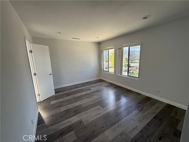 Building Photo - 10214 McClemont Ave