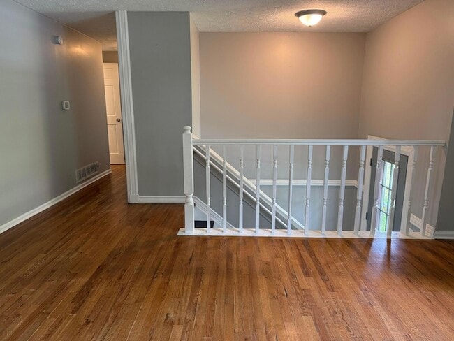 Building Photo - 2348 Warfield Dr