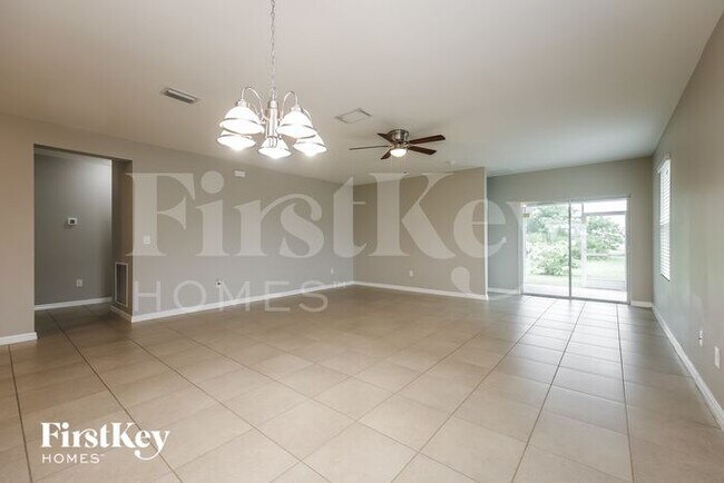 Building Photo - 419 NW 10th Terrace