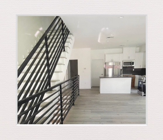 Building Photo - 5653 Fair Ave