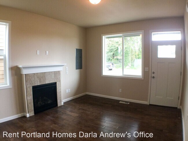 Foto del edificio - 3 br, 2.5 bath House - 9230 SE Caruthers S...