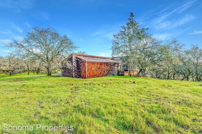 Building Photo - 4 br, 3 bath House - 1080 Bart Road