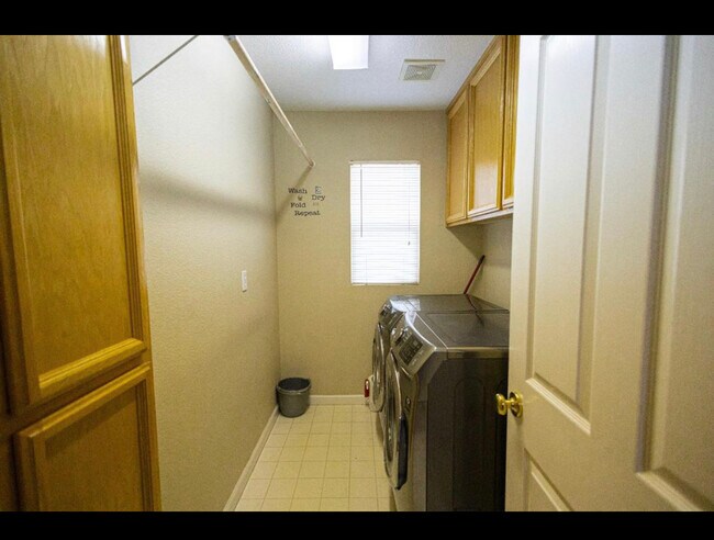 Building Photo - 2021 Ariano Ln
